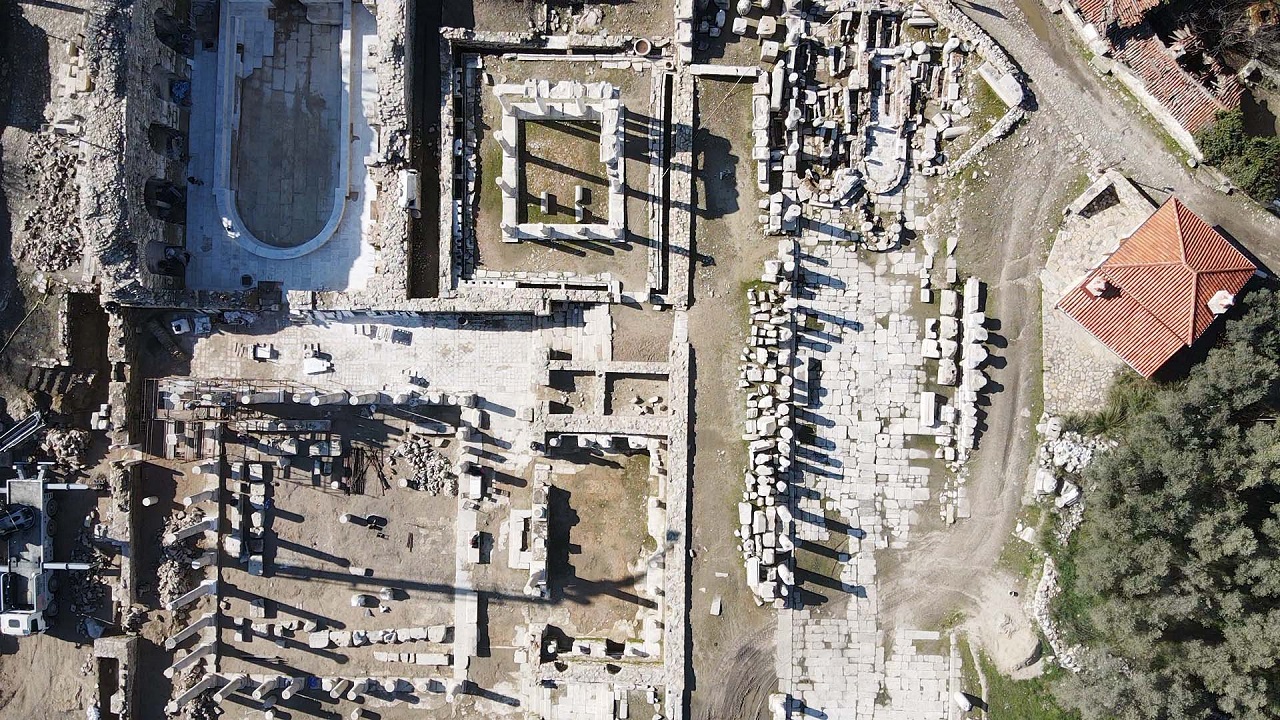 Sütunlar yeniden yükseldi! Stratonikeia’da tarih ayağa kalkıyor