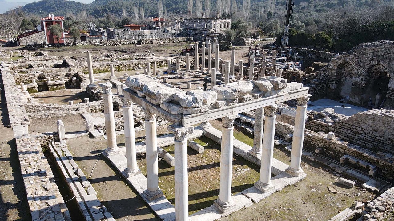 Foto - Sütunlar yeniden yükseldi! Stratonikeia’da tarih ayağa kalkıyor