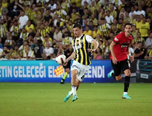 Foto - Suudi Arabistan beğenmedi, Fenerbahçe alıyor! Büyük sürpriz...