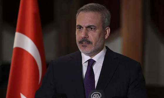 Foto - Suudi Arabistan bir ‘kefiye’ye yenik düştü! İstanbul Milletvekili Hasan Turan Kabe’de böyle gözaltına alındı