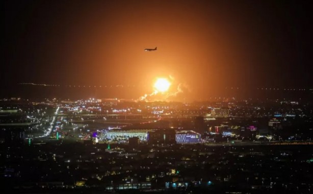 Foto - Suudi Arabistan kalbinden vuruldu! 24 saattir yanıyor