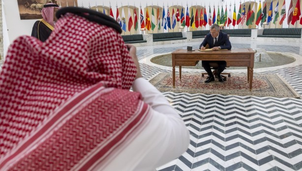 Foto - Suudi Arabistan'da ilk kez oldu!