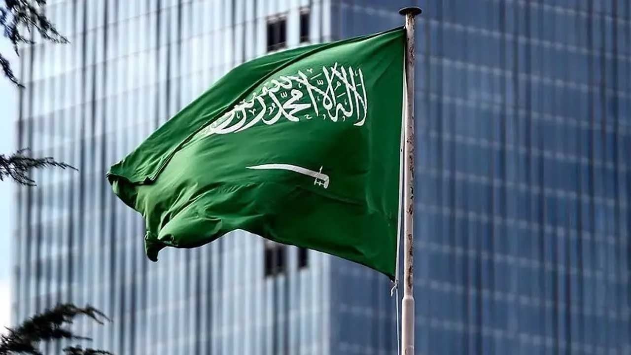 Foto - Suudi Arabistan'dan flaş açıklama! Mekke ve Medine'ye kalleş saldırı