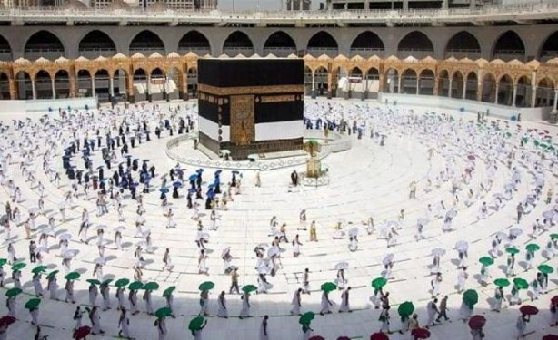 Suudi Arabistan'dan flaş Kabe kararı! Türk hacı adayları şaşkına döndü