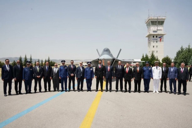 Foto - Suudi Arabistan'dan KAAN ve Kızılelma bombası