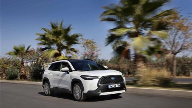 Foto - SUV satın almak isteyenlere Toyota’dan böyle çılgınlık görülmedi! Corolla Cross fiyatları dibi gördü! Son noktayı koydu
