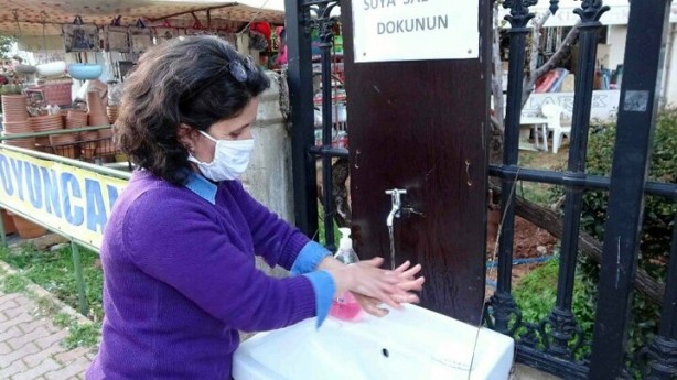 Foto - Suya sabuna bugünlerde daha çok dokunun