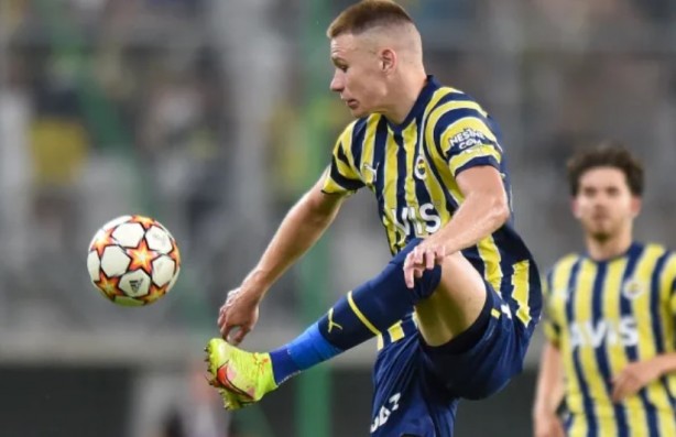 Foto - Szalai için müthiş haber