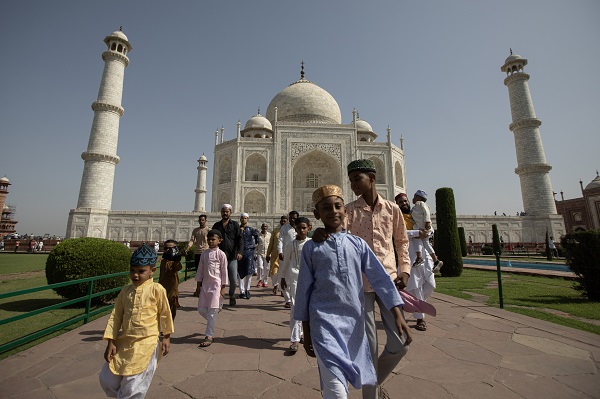 Foto - Tac Mahal’de bayram namazı