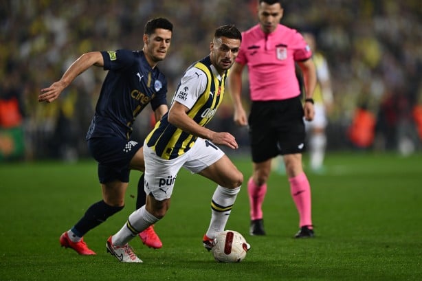 Foto - Tadic, Dzeko daha fazla dayanamadı! 'Artık yeter' deyip fırçaladı, cezasını bu hafta çekecek!