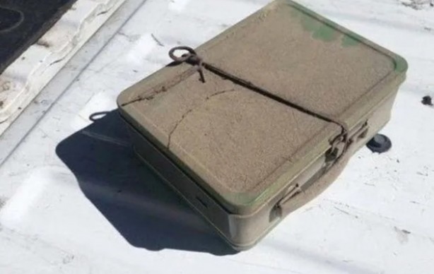 Foto - Tadilat sırasında evde öyle bir şey buldu ki... İnanılmaz!