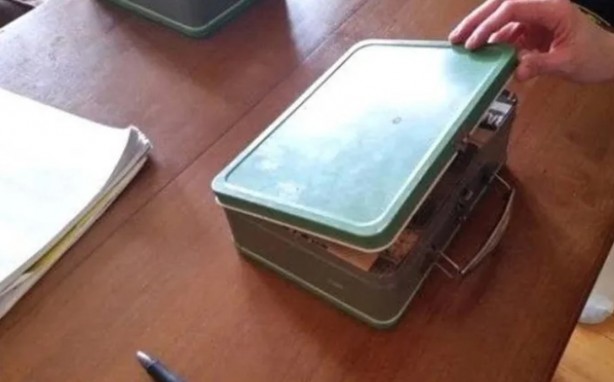 Tadilat sırasında evde öyle bir şey buldu ki... İnanılmaz!