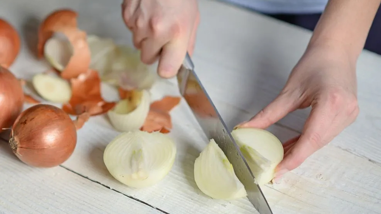 Foto - Tahmin ettiğinizden daha zararlı! Bu gıdaları buzdolabında saklarken iki kere düşünün