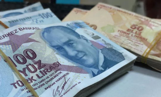 Foto - Tahminleri hep tutan isim yeni asgari ücreti Türkiye'ye ilan etti: Temmuz'da o rakamı görecek