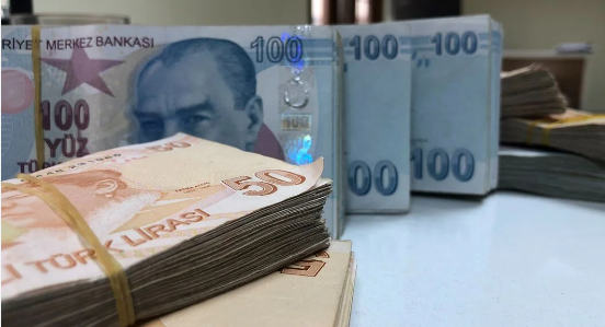 Tahminleri hep tutan isimden ortalığı ayağa kaldıracak asgari ücret ve emekli maaşı tahmini! 20 bin lira...