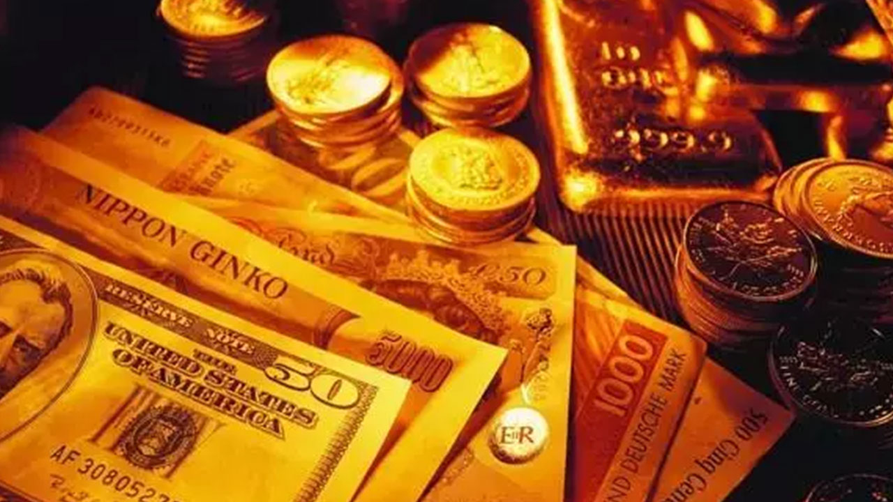 Foto - Tahminlerinde kolay kolay yanılmayan Mert Başaran 1 doları binlerce dolar yapma yöntemini açıkladı