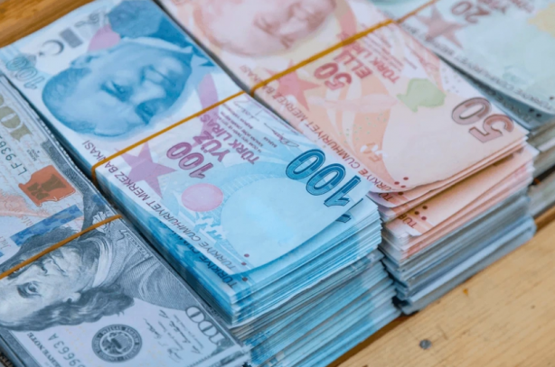 Foto - Tahminlerinde yanılmayan isimden olay çıkış! En düşük emekli maaşını Türkiye'ye duyurdu