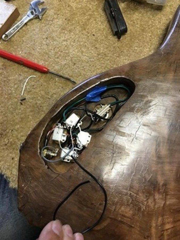 Foto - Tahta parçasını öyle bir değerlendirdi ki!