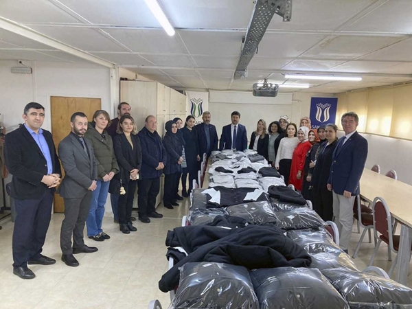 Foto - Takdir toplayan hareket! Depremzedeler için harekete geçtiler