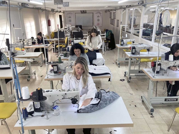 Foto - Takdir toplayan hareket! Depremzedeler için harekete geçtiler