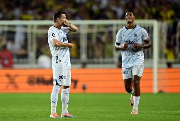 Foto - Takım harıl harıl çalışıyor! Şimdi kimin sırası?Orta sahaya Mourinho'nun gözdesi 20 milyon euroluk yıldız