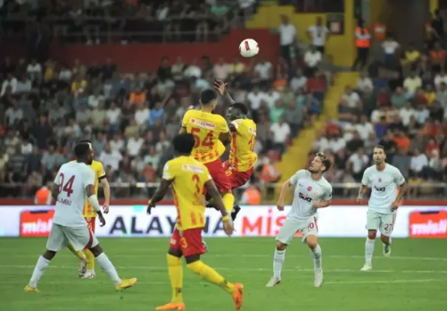 Foto - Takıma davet etmişlerdi! Amacını duyurdular: Fred'in intikamı öyle bir alınacak ki...