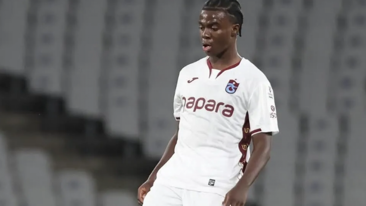 Takımın bel kemiği oldu resmen! O isim artık 11'in vazgeçilmezi oldu... Kariyer rekoru!