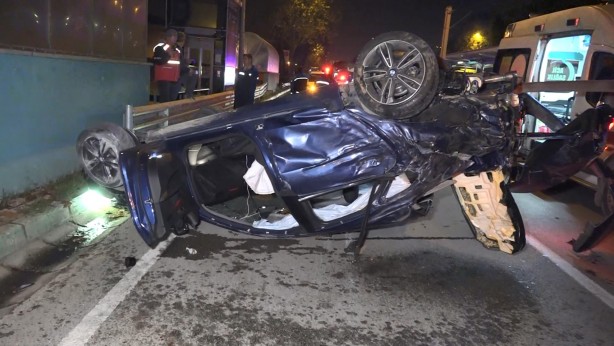 Foto - Takla atan otomobilden fırlayan kadın öldü