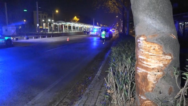 Foto - Takla atan otomobilden fırlayan kadın öldü