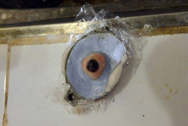 Foto - Takma göz nasıl yapılıyor, görmüş müydünüz?