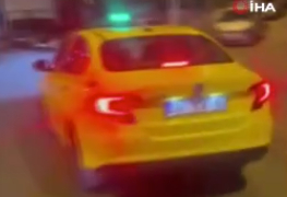 Foto - Taksiciden ahlaksız teklif! Trafikten men edin şunu