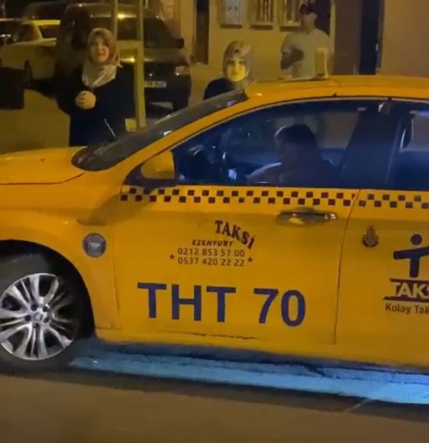 Taksicinin boğazını kesti!