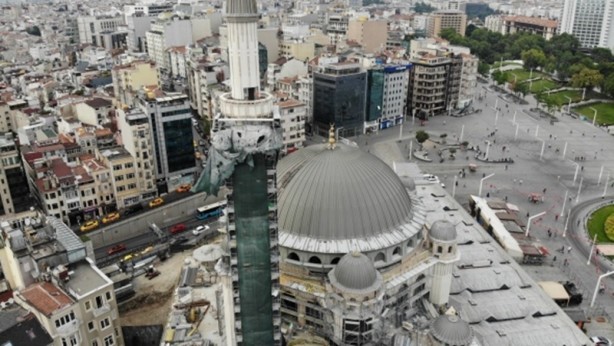 Foto - Taksim Camii'nin şerefesi göründü