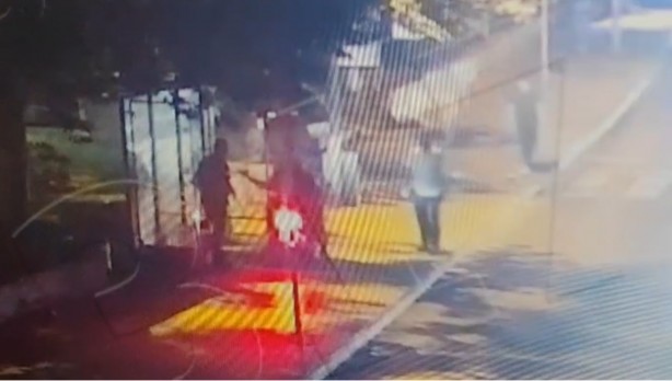 Foto - Taksim Meydanı’nda "zincirleme kapkaç"