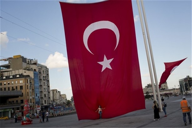 Taksim'de fotoğraf çekilmek isterken...