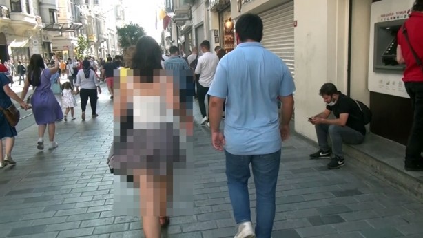 Taksim'de genç kızı saatlerce takip eden sapık böyle enselendi