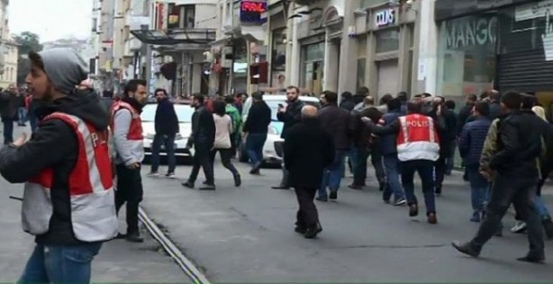 Foto - Taksim'deki saldırıdan ilk kareler