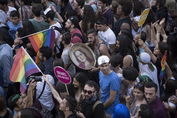 Foto - Taksim'deki ürküten yürüyüşten kareler