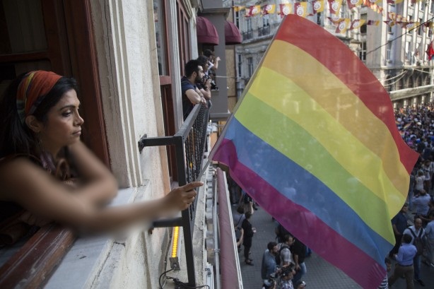 Foto - Taksim'deki ürküten yürüyüşten kareler