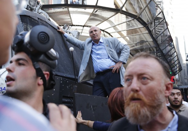 Foto - Taksim'deki ürküten yürüyüşten kareler