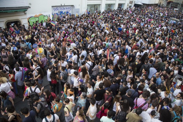 Foto - Taksim'deki ürküten yürüyüşten kareler