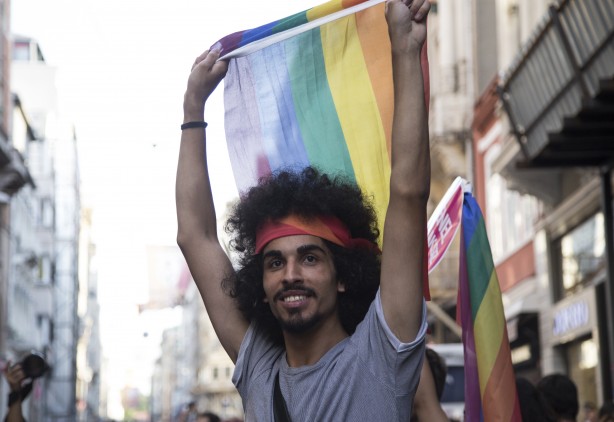 Foto - Taksim'deki ürküten yürüyüşten kareler