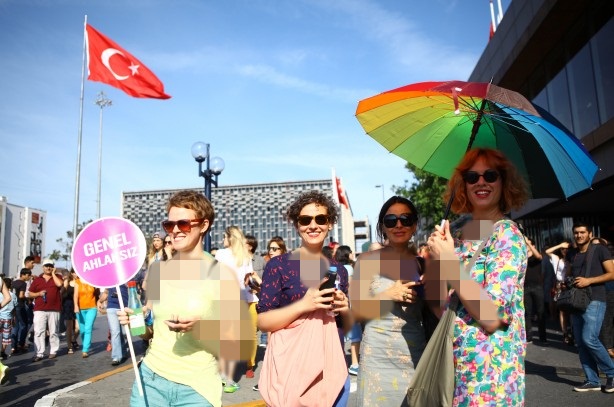 Foto - Taksim'deki ürküten yürüyüşten kareler