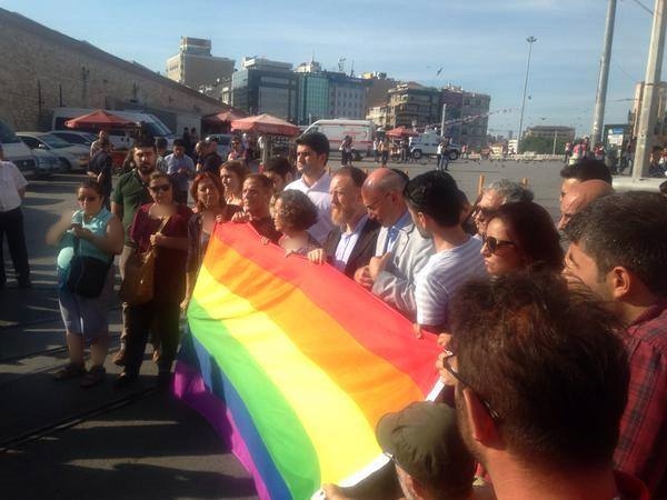 Foto - Taksim'deki ürküten yürüyüşten kareler