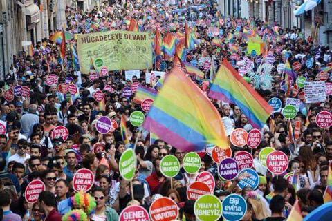 Foto - Taksim'deki ürküten yürüyüşten kareler