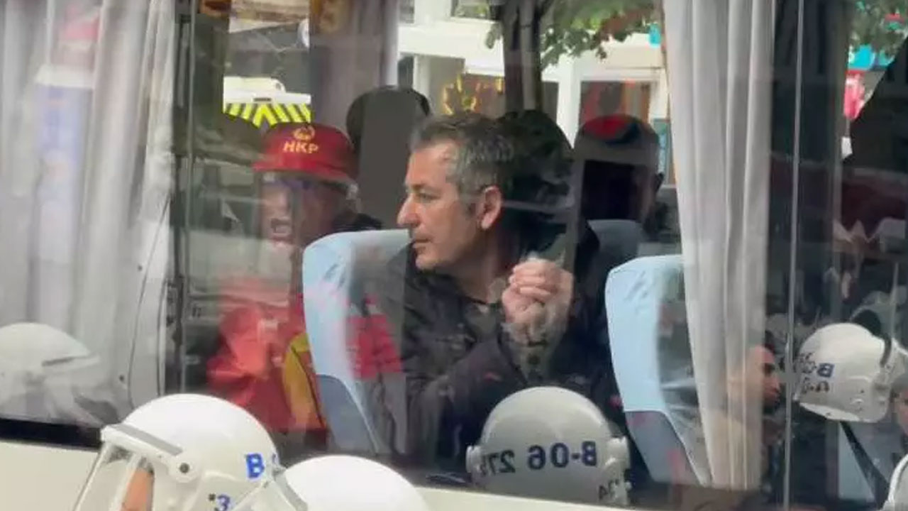 Foto - Taksim’e yürümek isteyen gruba müdahale! 1 Mayıs provokatörleri iş başında