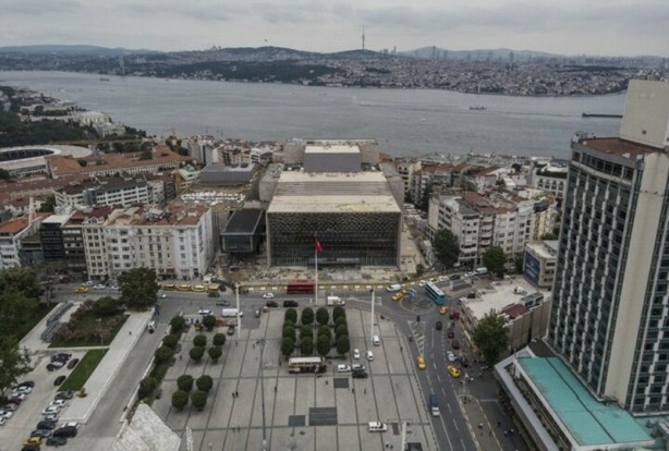 Foto - Taksim’in silüeti yeni AKM ile değişti! 