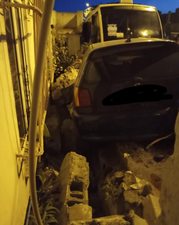 Taksiyi taradılar! Şoför öldü, yolcular yaralandı