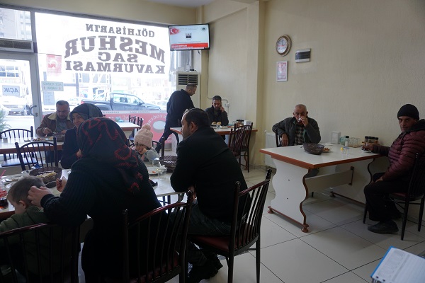 Foto - Talep çok usta yetişmez oldu! 7 saniyede pişiyor porsiyonu 120 TL