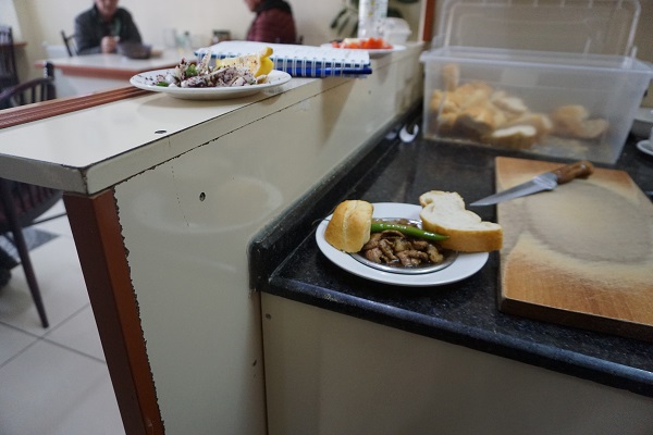 Foto - Talep çok usta yetişmez oldu! 7 saniyede pişiyor porsiyonu 120 TL